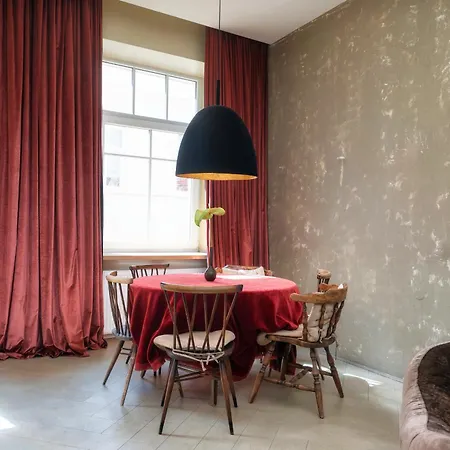 Spacious, Very Cosy, Stylish And Perfectly Located דירה וילנה
