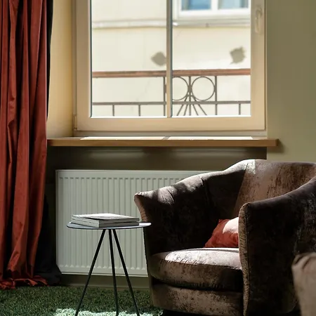 Spacious, Very Cosy, Stylish And Perfectly Located